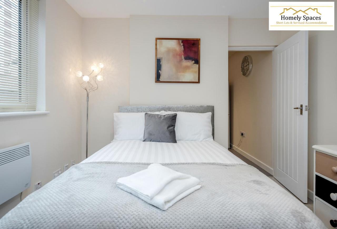 Bedford Hospital Victoria Apartments A And B By Homely Spaces Short Lets & Serviced Accommodation ภายนอก รูปภาพ