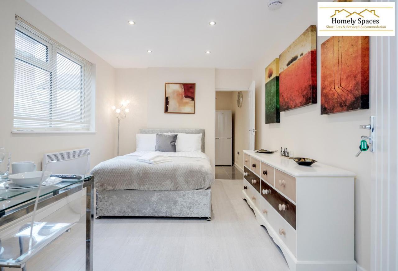 Bedford Hospital Victoria Apartments A And B By Homely Spaces Short Lets & Serviced Accommodation ภายนอก รูปภาพ