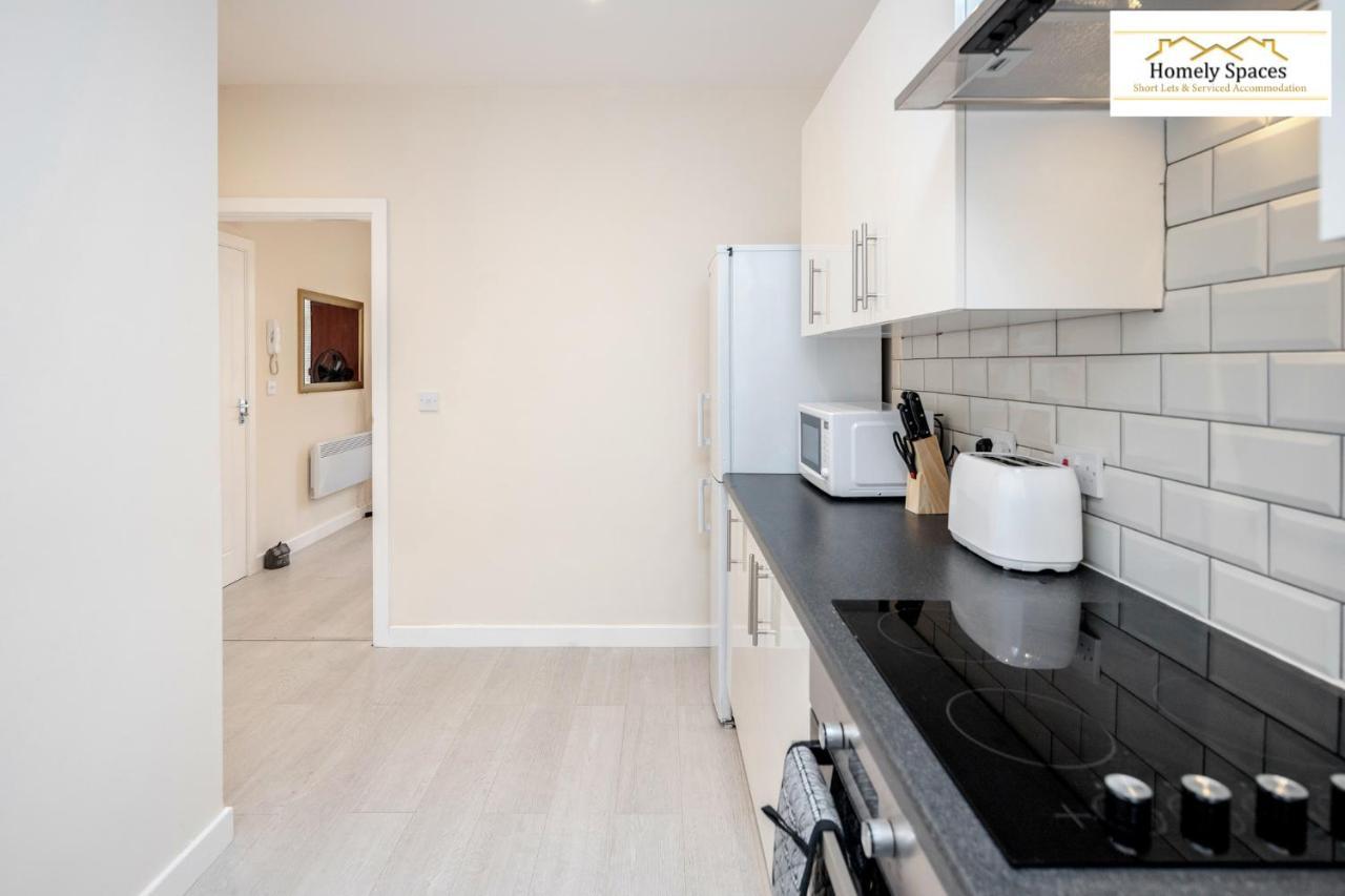 Bedford Hospital Victoria Apartments A And B By Homely Spaces Short Lets & Serviced Accommodation ภายนอก รูปภาพ